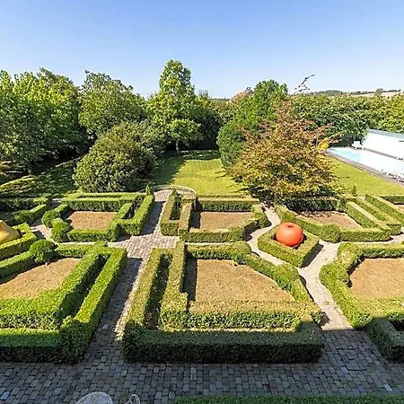 Chateau De Berg